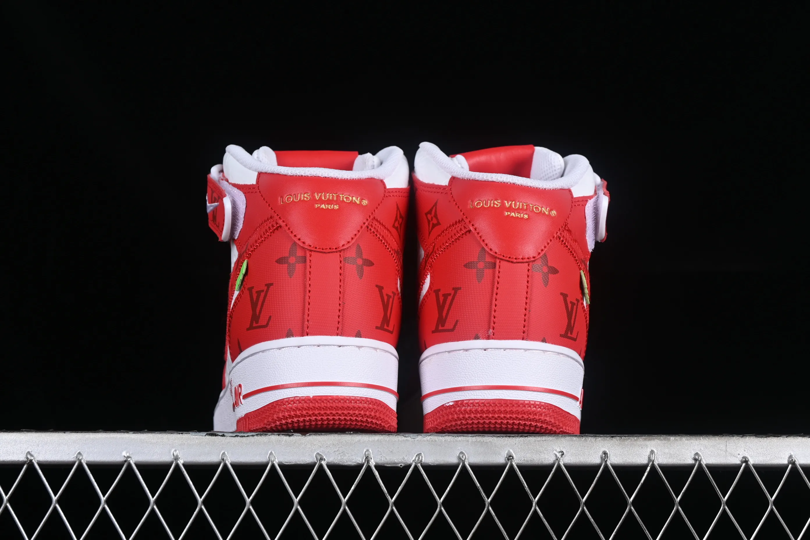 All categories Nk Air Force 1 Air Force series Nk Air Force 1 Mid Air Force mid-top Nk Air Force 1'07 Low Donkey brand print Air Force One mid-top casual sneakers CW2289-111